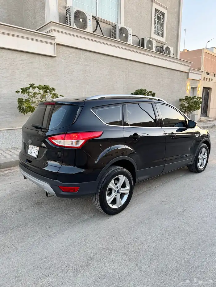 FORD ESCAPE 2015 1