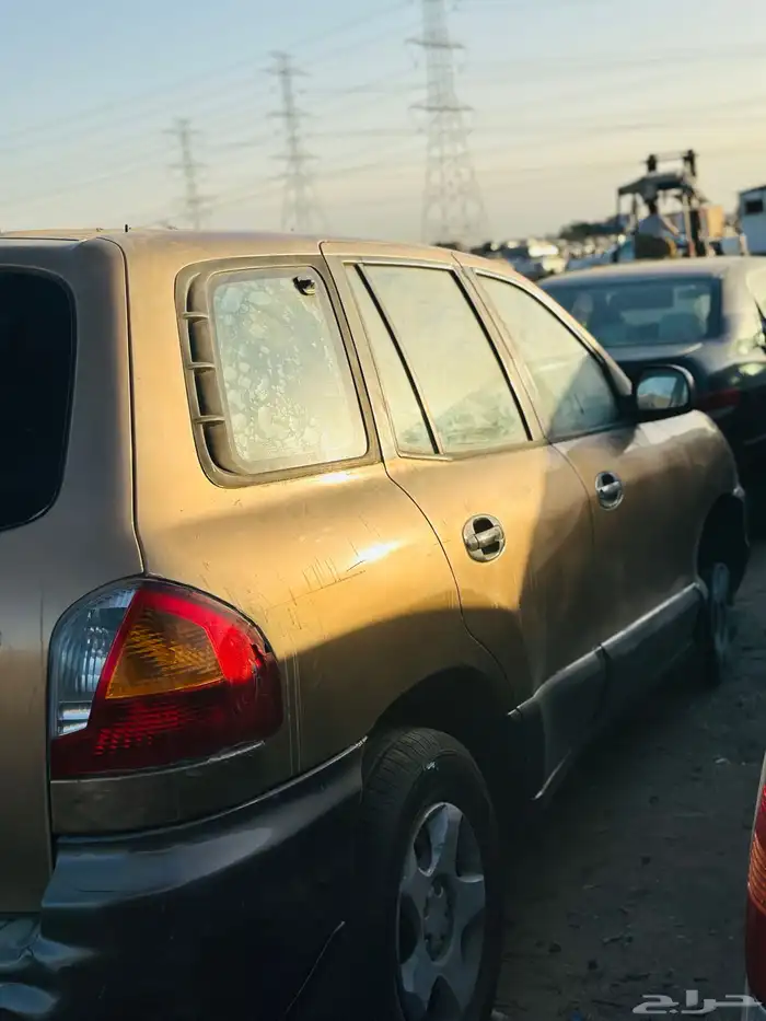 قطع غيار تشليح هونداي سنتافي موديل 2001 4
