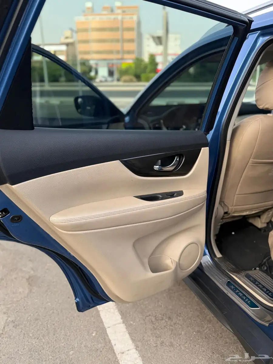 نيسان اكستريل 2020 نص فل SV دبل 7 راكب 10