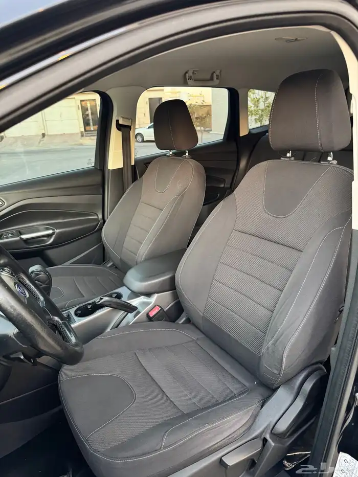 FORD ESCAPE 2015 24