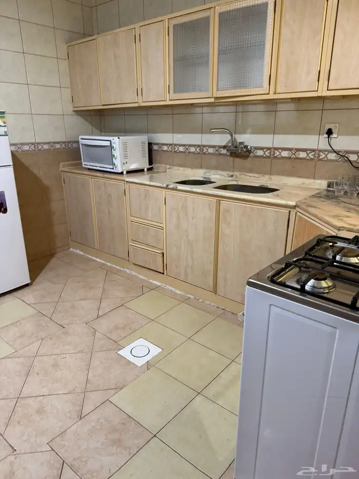 شقق سكنيه فاخره للايجار سنه دراسيه وسنوي 6