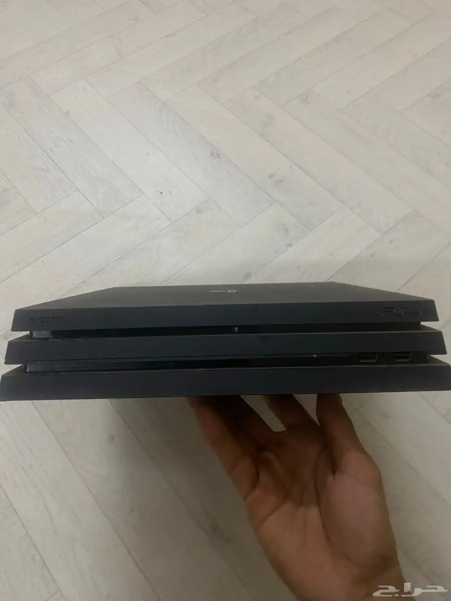 سوني 4 pro 1