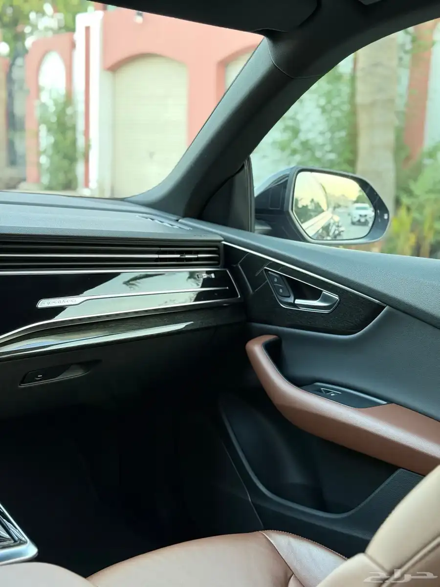 Audi Q8 55TFSI 2019 33