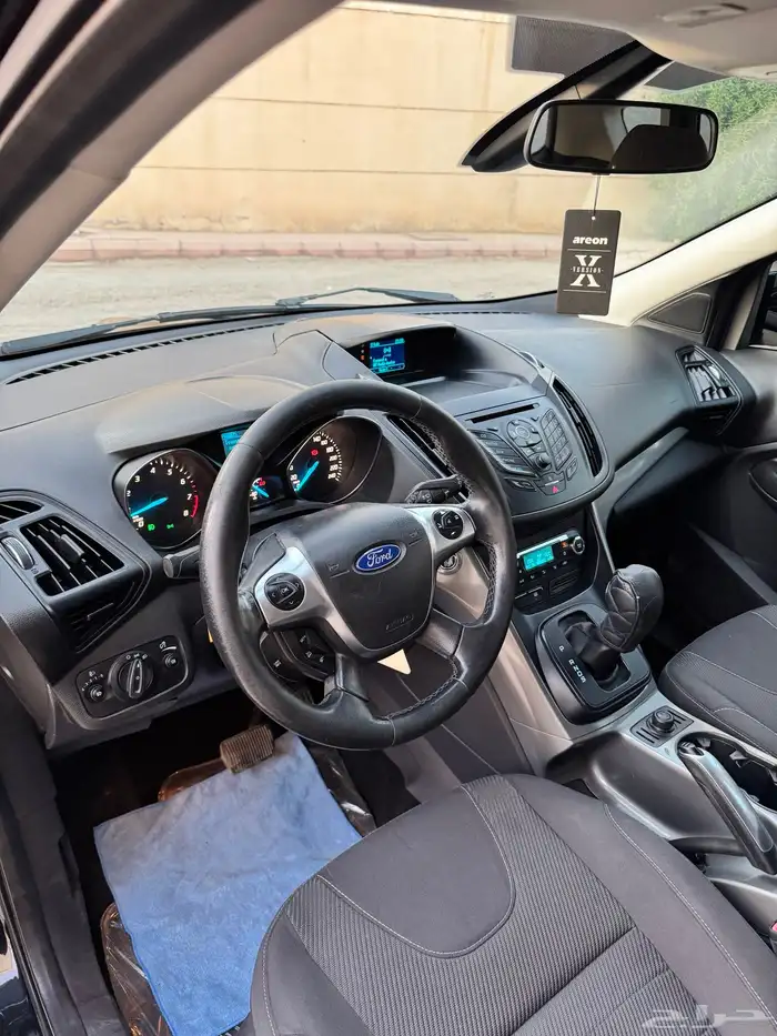 FORD ESCAPE 2015 18