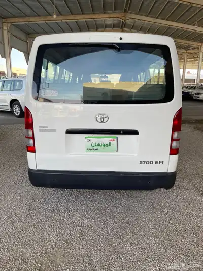 تويوتا باص ركاب 5