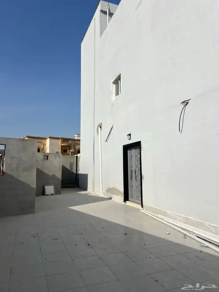 غرف جديدة للإيجار 1