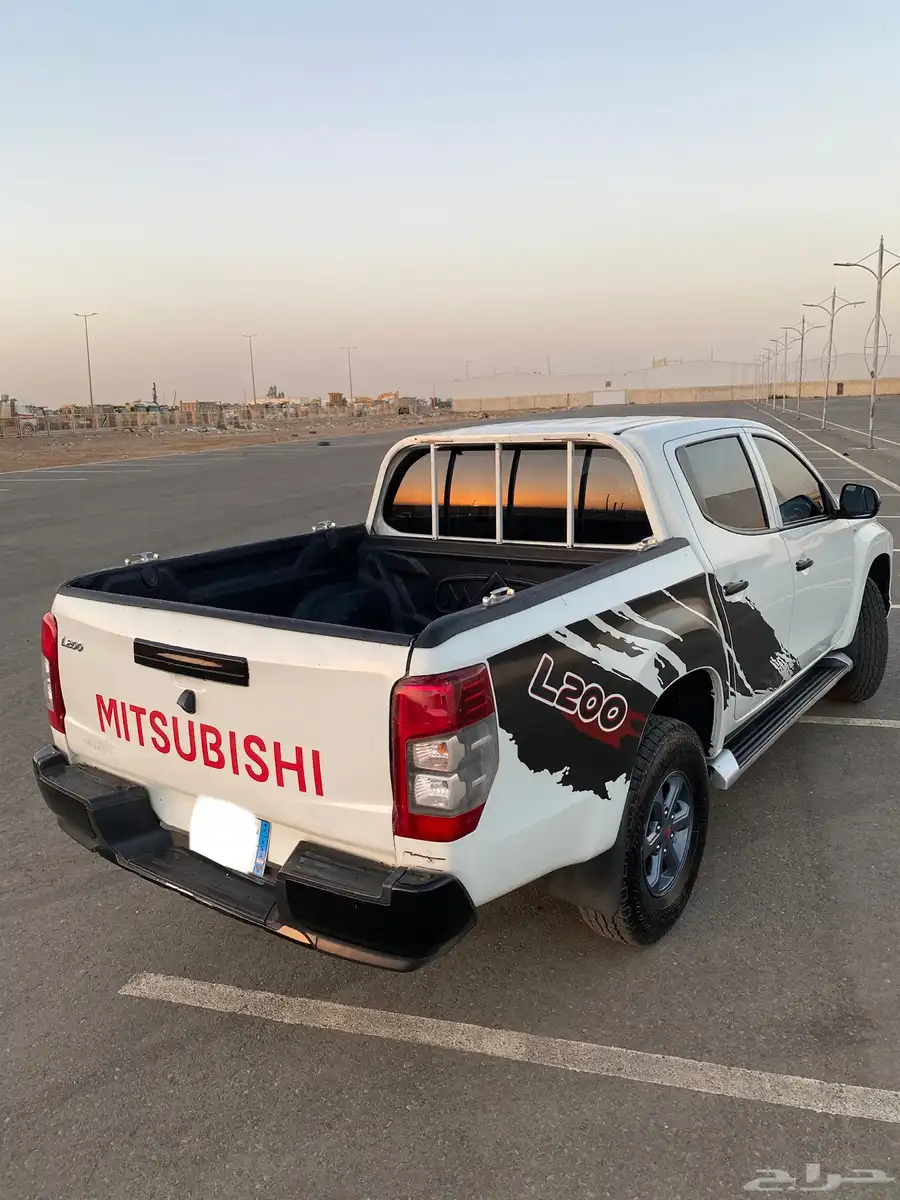 L200 مستبيشي 1