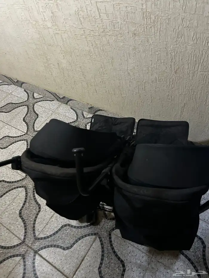 عربة ماركة مامز اند دادز طفلين 0