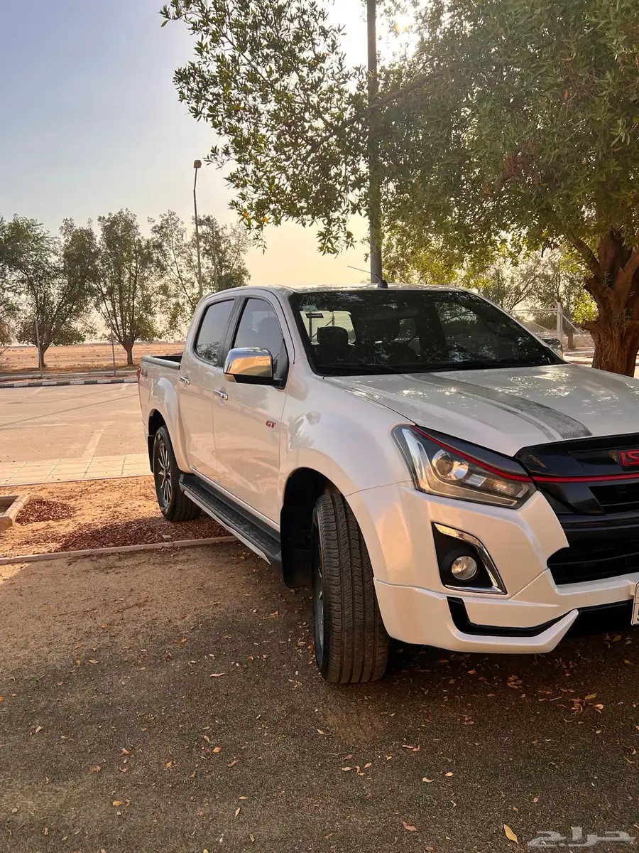 ايسوزو ديماكس GT 2019 نظيف جدا 4