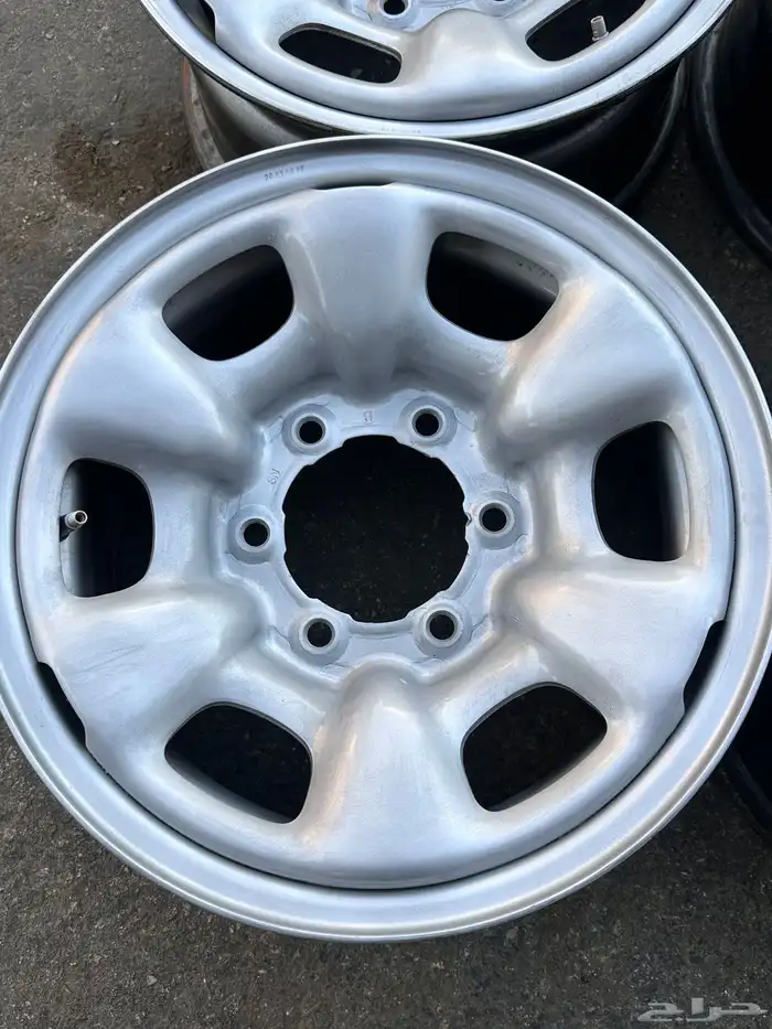 جنوط هايلكس دبل مقاس 15 اصليات 0