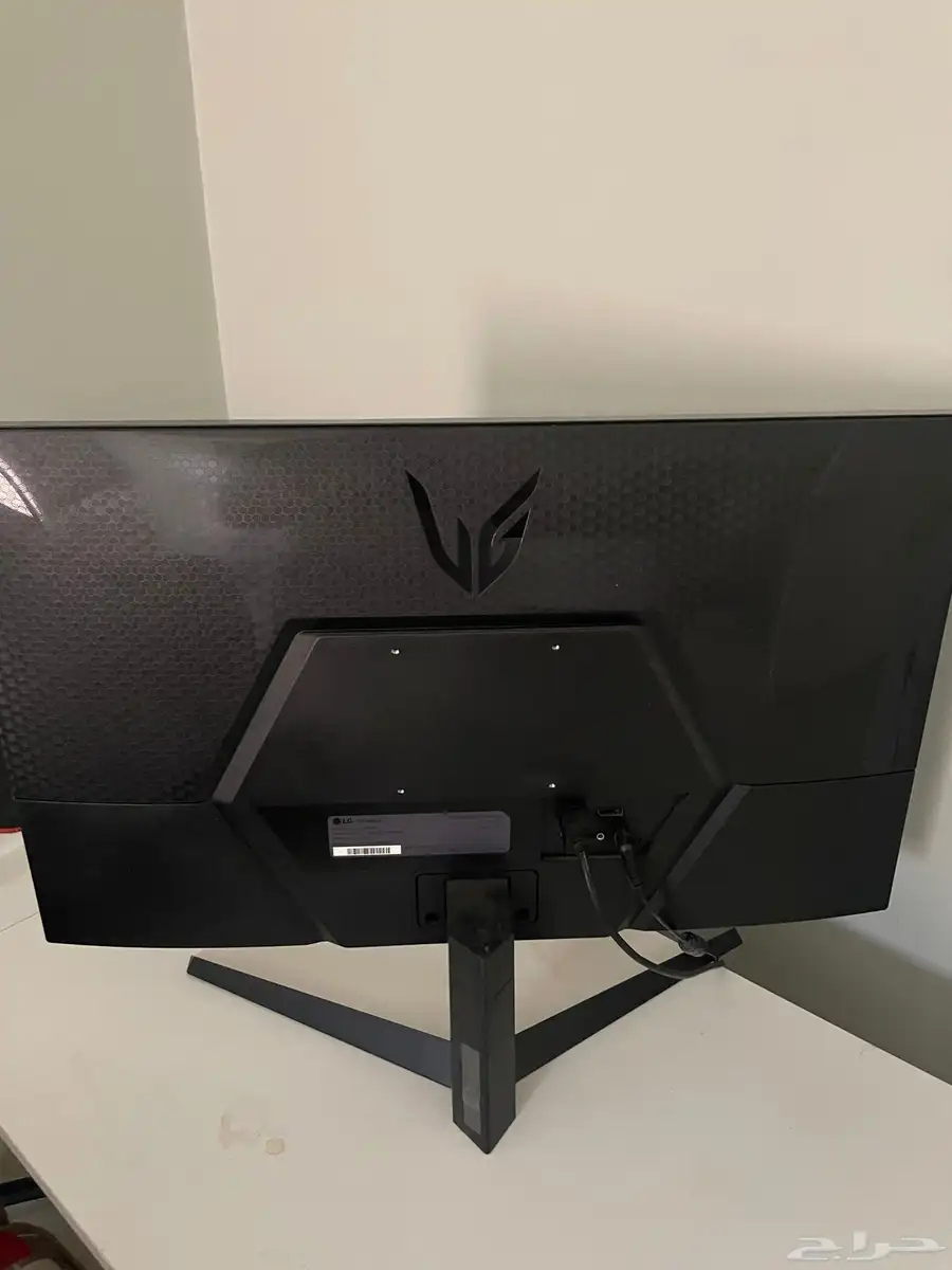 شاشة بي سي قيمنق 144hz 1