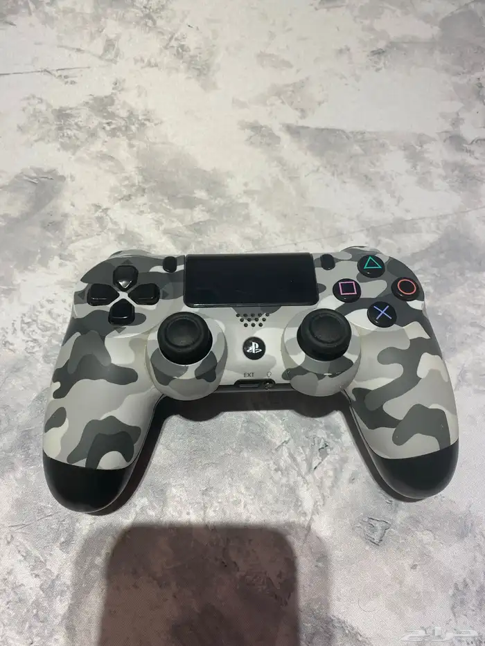 للبيع يد بلايستيشن 4 (PS4) أصلية 0