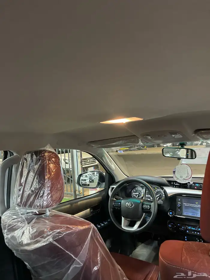 هايلوكس 2023 دبل بنزين 4