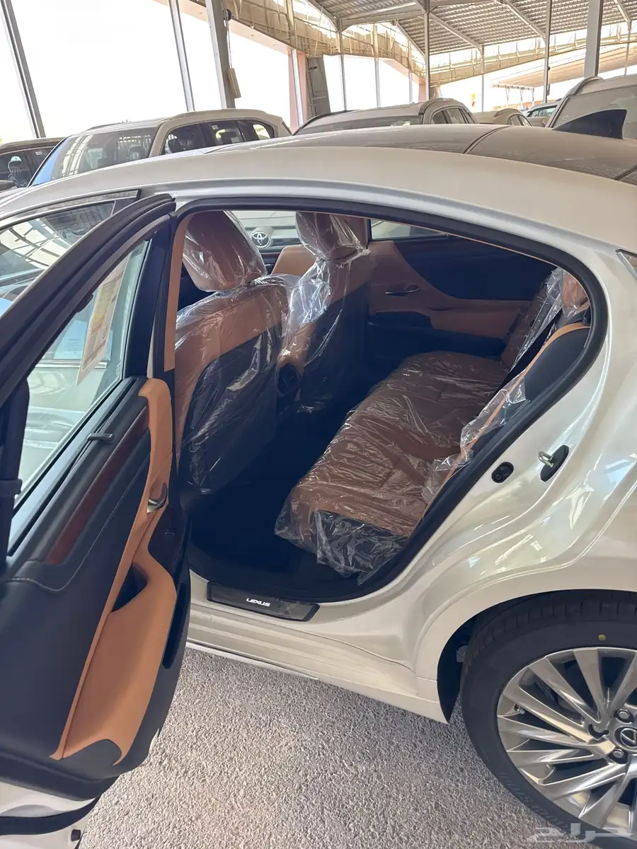لكزس es350 ابيض 3
