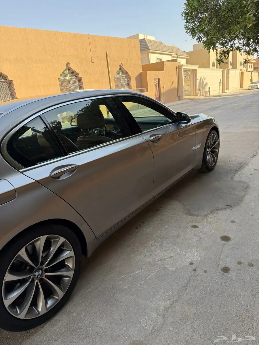 موديل 2015 730 نظيف الموترBMW 7