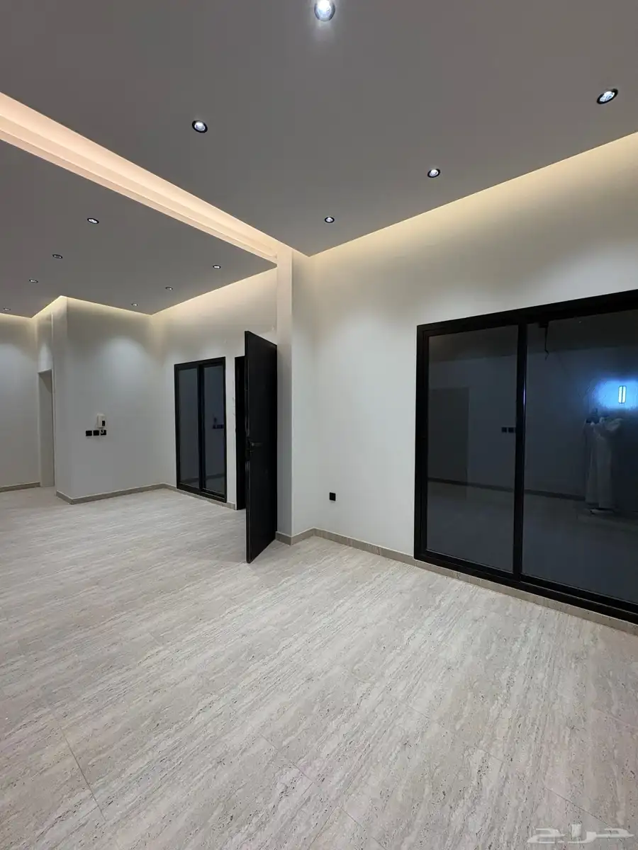 عقار 12