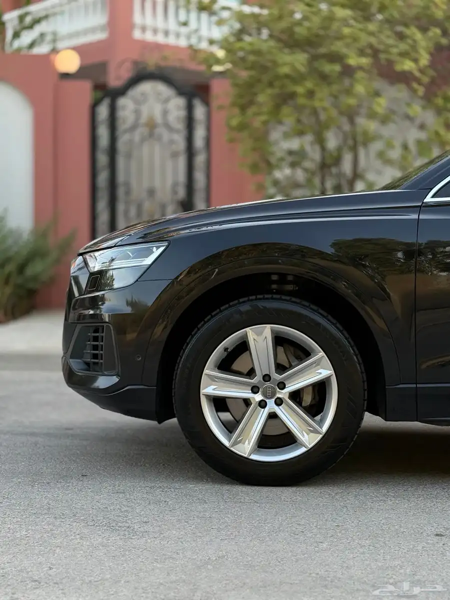 Audi Q8 55TFSI 2019 13