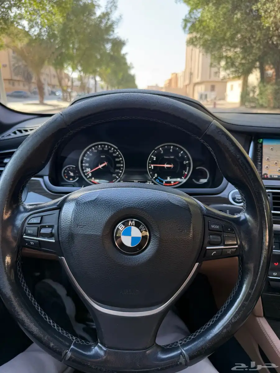 موديل 2015 730 نظيف الموترBMW 16