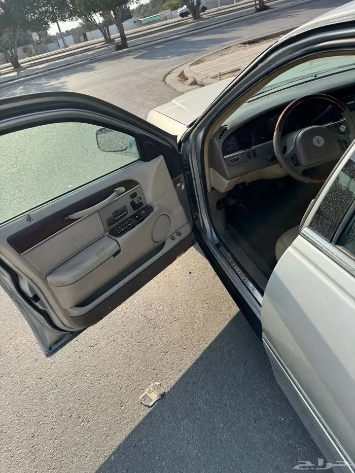 لينكون تاون كار 2004 7