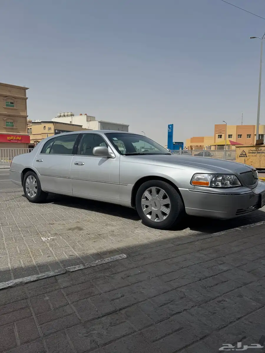 لينكون تاون كار 2004 0