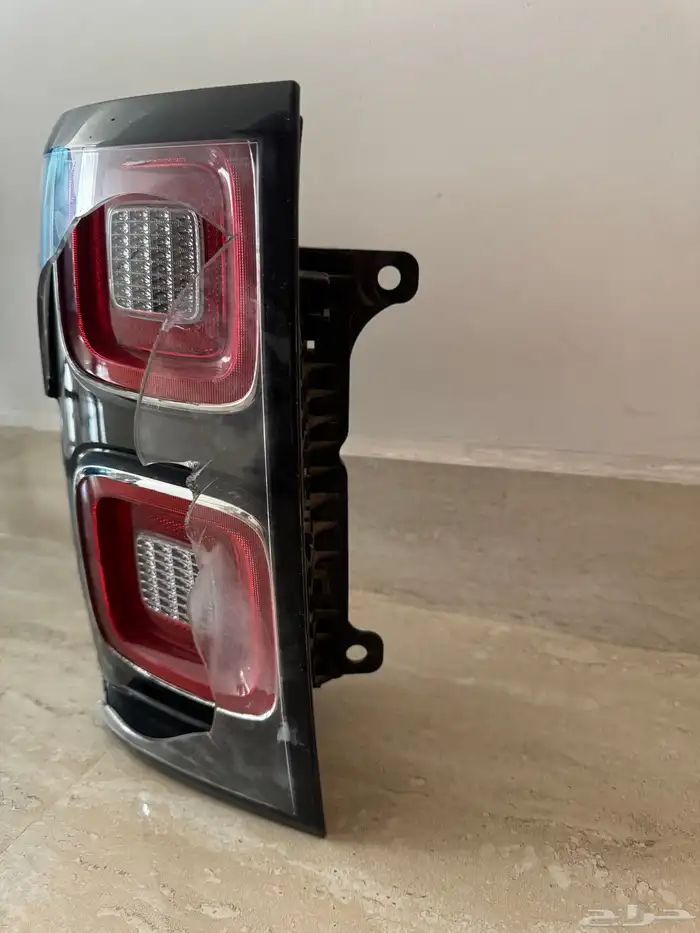 قطع غيار رنج روفر ( اسطب خلفي يسار ) 2019 1