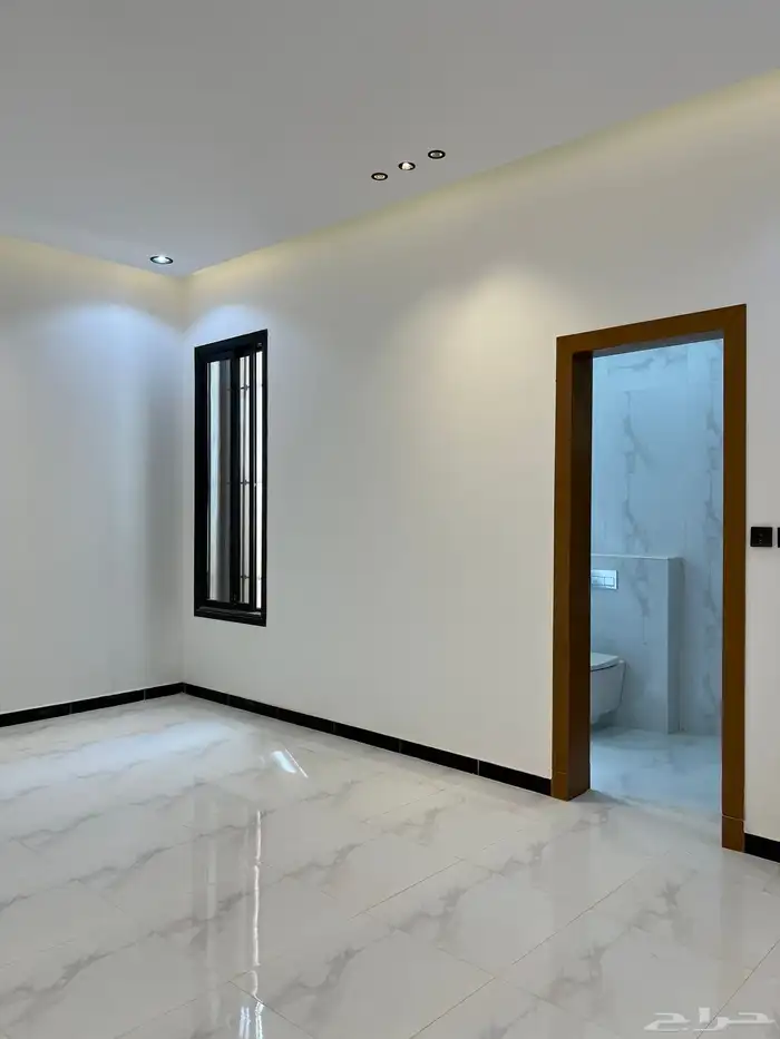 ادوار للبيع في حي الجنادريه 13