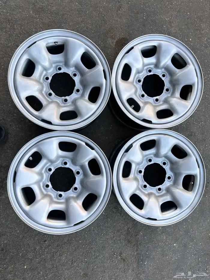 جنوط هايلكس دبل مقاس 15 اصليات 5