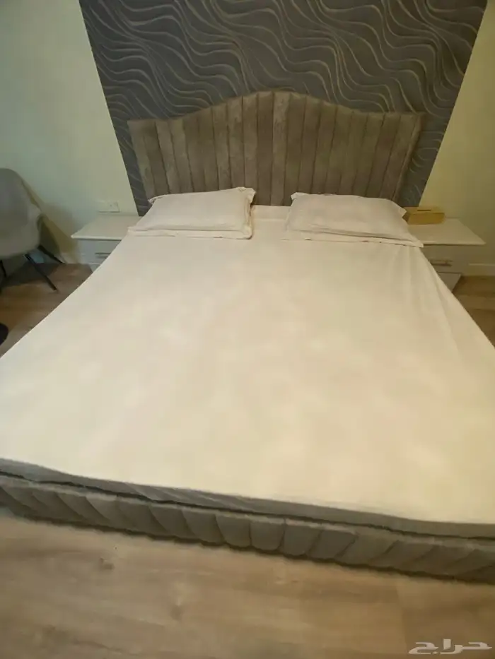 سرير للبيع 0