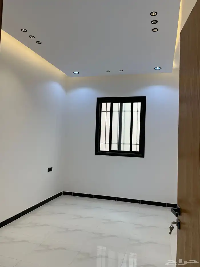 ادوار للبيع في حي الجنادريه 36