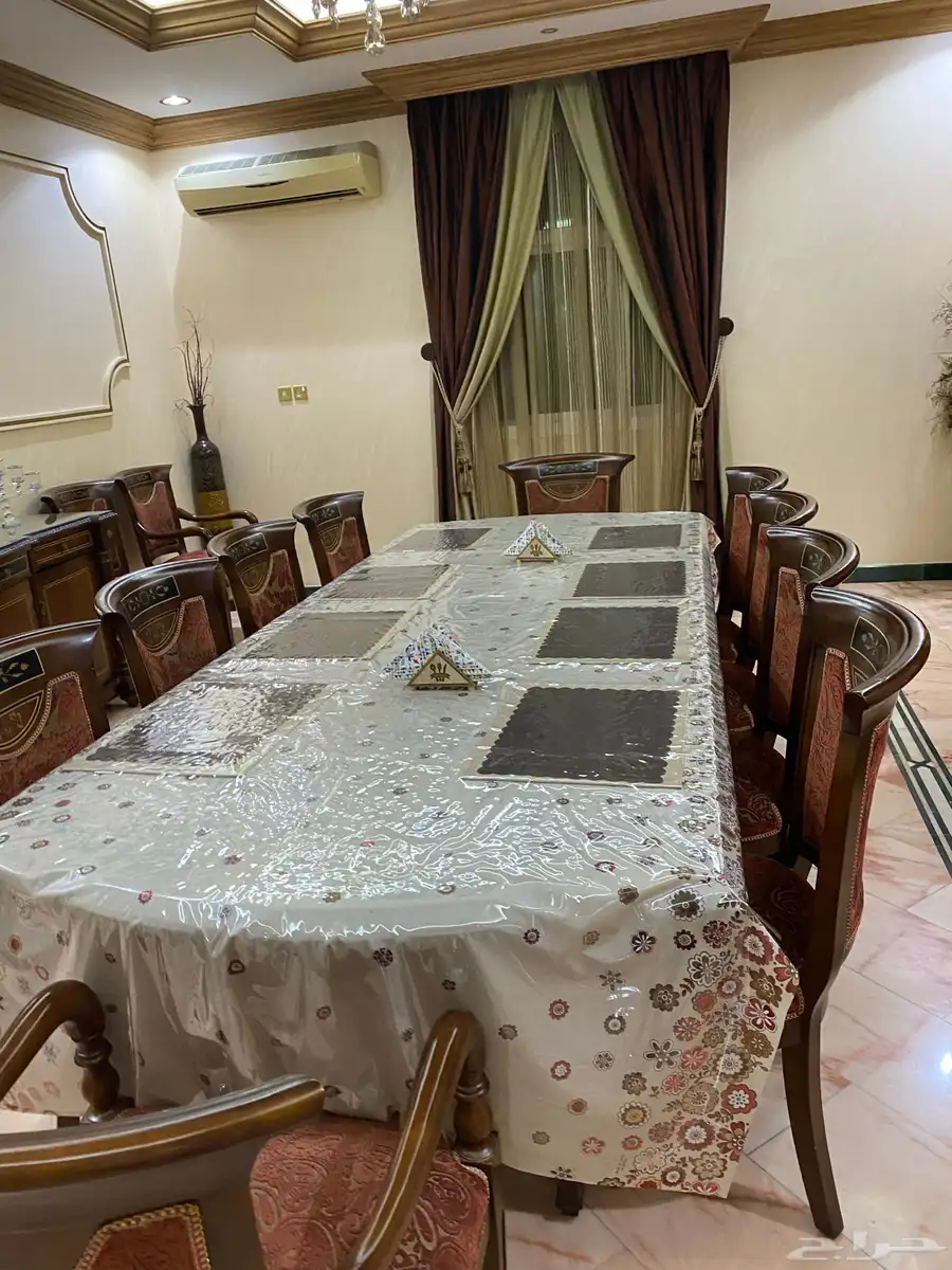 طاولة طعام سفره بملحقاتها 1