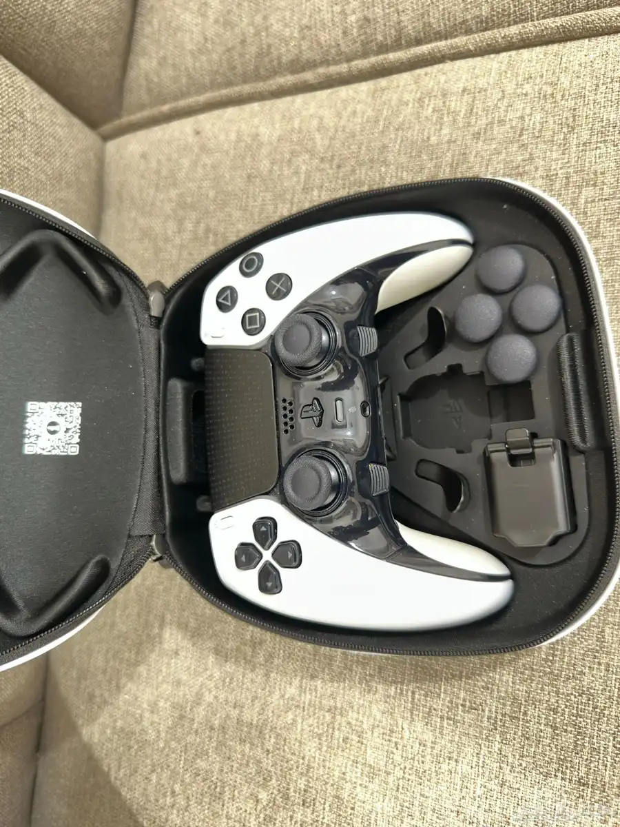 كنترولر ps5 DualSense Edge 4