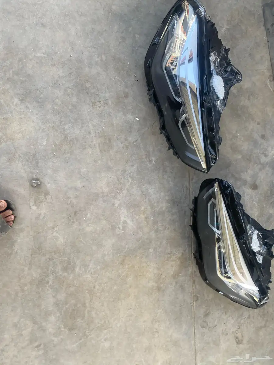 شمعات بي ام دبليو 218i 2