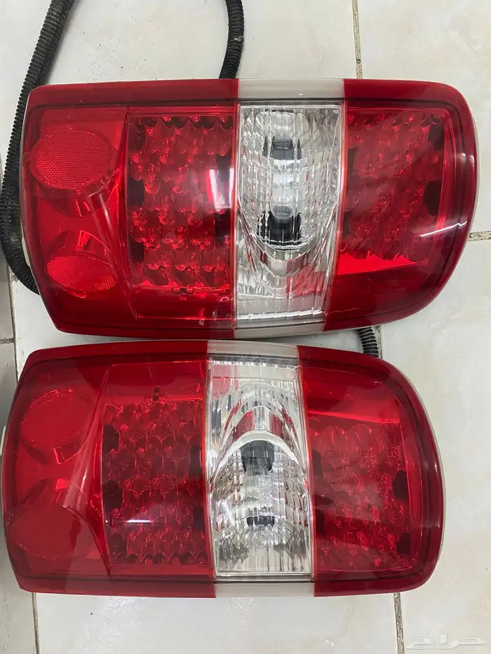 شمعات جمس فيهم كسر خفيف بزاويه وحده 4