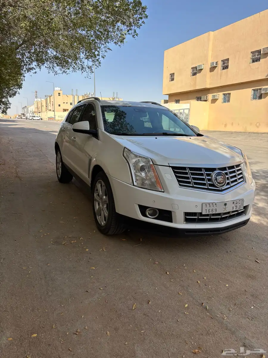 كاديلاك SRX اعلى فئة 4