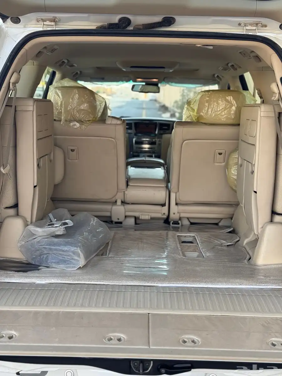للبيع جيب لكزس LX 570 Dd 2010 5