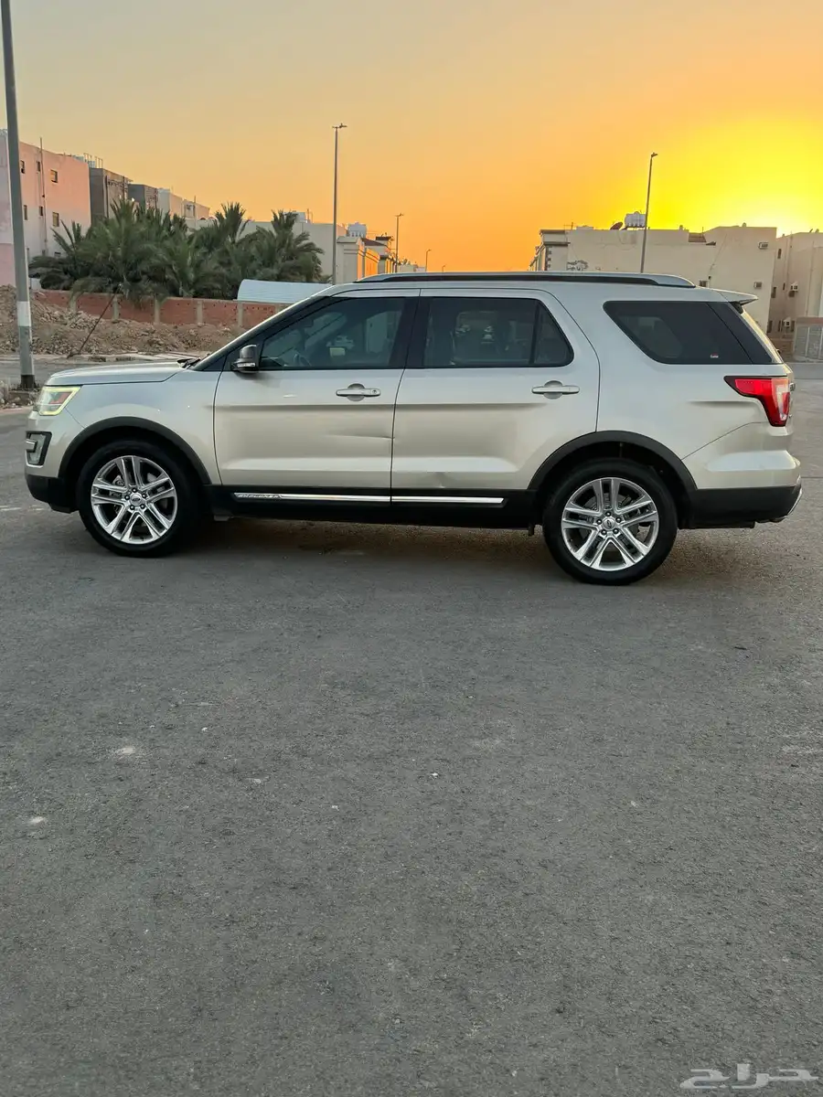 اكسبلورر 2017 XLT دبل 5
