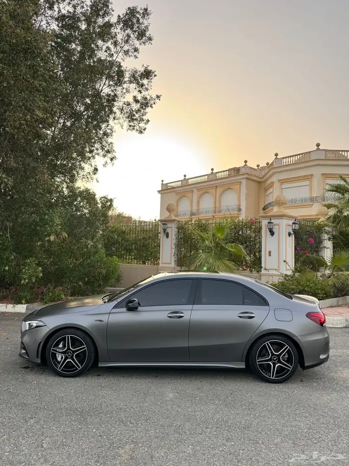 2023 مرسيدس A35 AMG 3