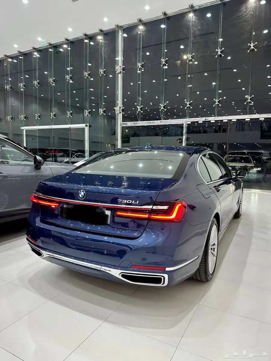 بي ام دبليو BMW 730 موديل 2021 3