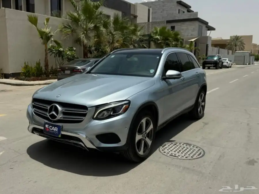 Mercedes Benz GLC 300 1