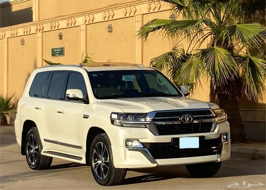 تويوتا لاند كروز GXR 2021 سعودي 2