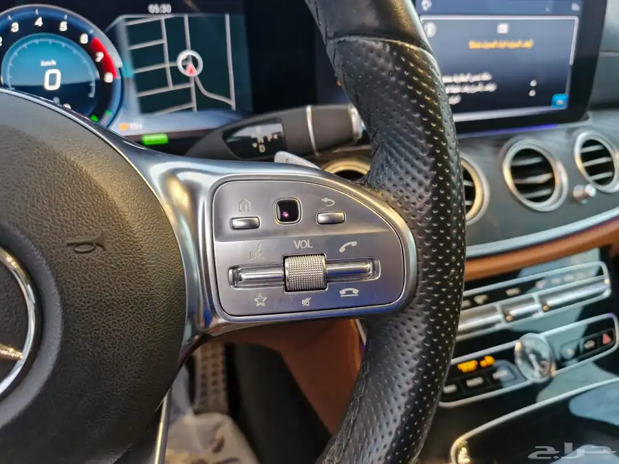 للبيع مرسيدس E350 18