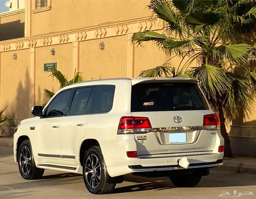 تويوتا لاند كروز GXR 2021 سعودي 5