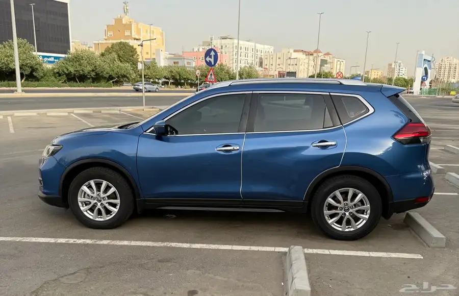 نيسان اكستريل 2020 نص فل SV دبل 7 راكب 1