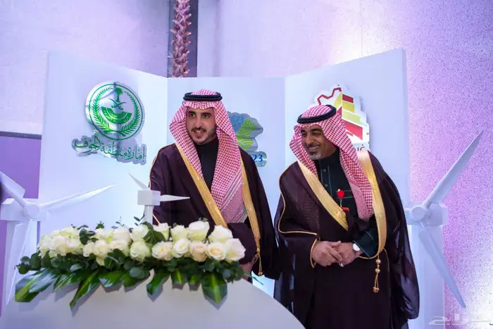 تنظيم مؤتمر   معرض 4