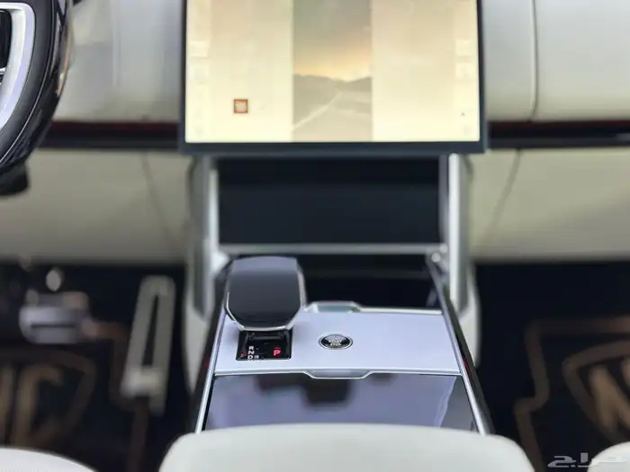 رانج روفر اوتوبيوغرافي 2025 9