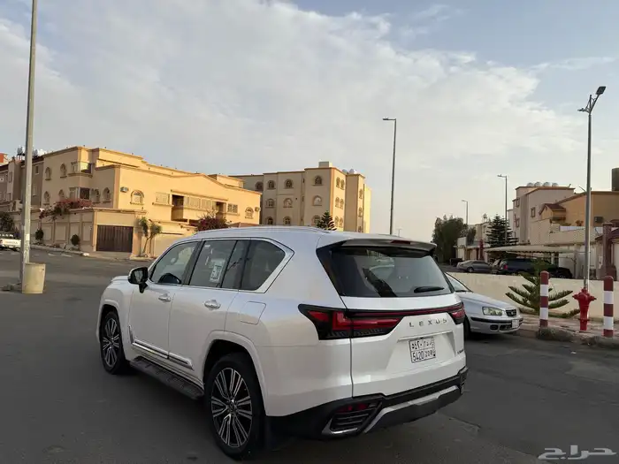 لكزس 2022 LX 600 فل كامل BB سعودي 25 سماعه اخو الجديد 8