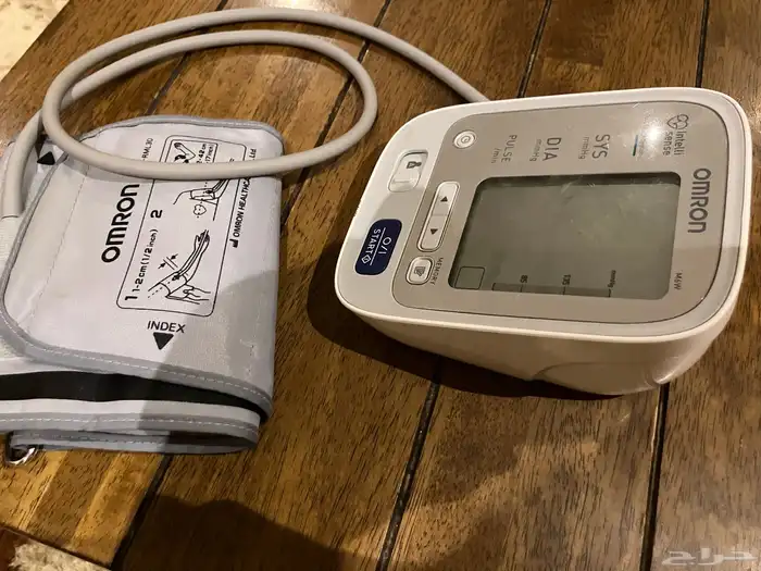 جهاز قياس الضغط من OMRON 1