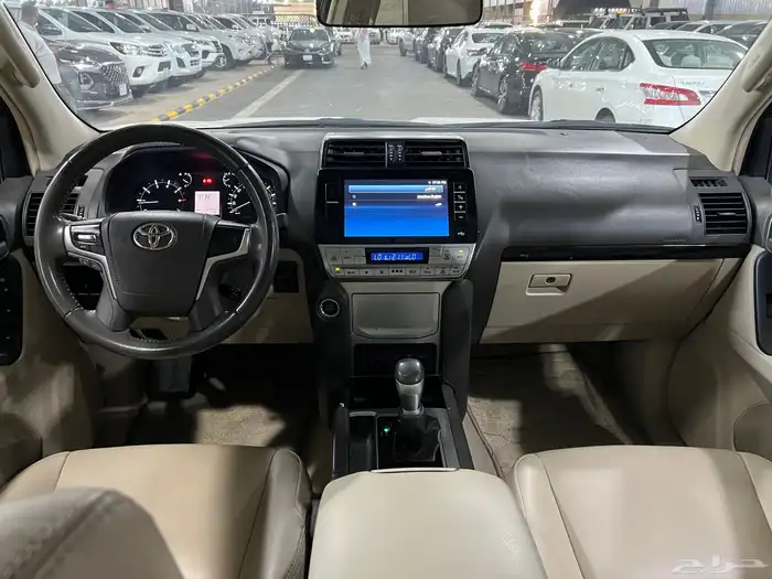 برادو 2022 بنزين فل كامل سبير علاق نظيف جدا لدى قمة الاطلال 26