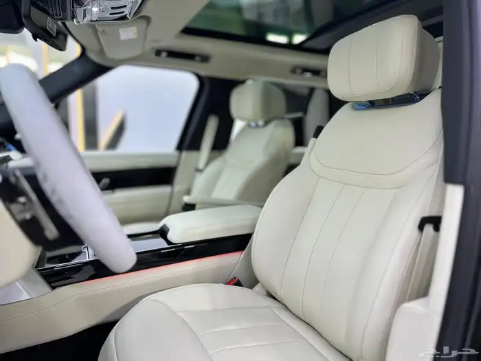 رانج روفر اوتوبيوغرافي 2025 3