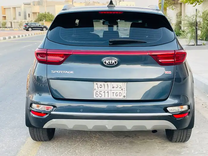 كيا - سبورتاج موديل 2019 سقف بانوراما بمحرك بنزين 7
